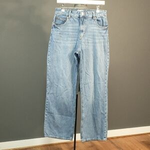 H&M Women's Light Blue Straight Leg Jeans